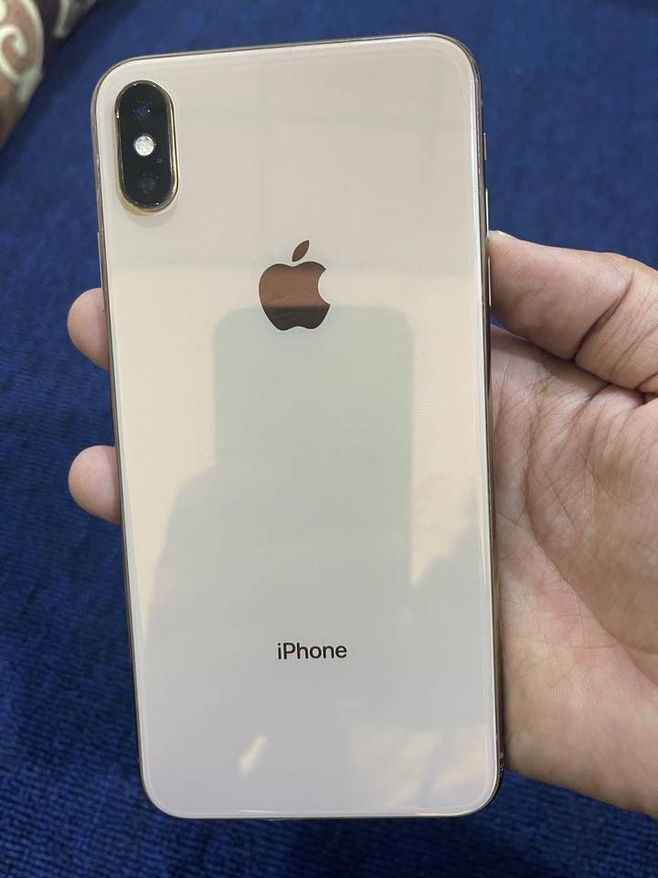 ايفون اكس ماكس
ذاكره 256
بطاريه 100
نموذج L/A
الجهاز مبدل بطاريه فقط
السعر 190 الف 
*********** بي واتساب
