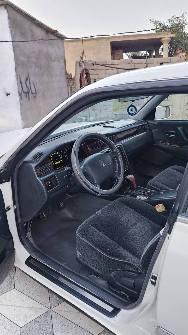 السلام عليكم ورحمة الله وبركاتة 
-_________________________//
راس الثور فلات صدفي محزم للبيع رقم بصره انكليزي مشروع وطني سنويه 2030 راعيهه جاري مكفوله من الگص والنقل جثه والضربه والصبغ العام والعيب الشرعي والاصوليات مكينه وگير فيفيتي شرط الفحص تخم تاير حداده جديده دواخل جديده مسجل شاشه لايت زنون ام عيون تبريد ثلج كهربائيات كلهه شغاله سياره احله من الصوره 
مكان السياره قضاء الجبايش قرب السوق السعر« 93» وبيهه مجال« ‏‏‪0773 251 3708‬‏»
