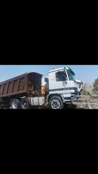 نساف ماموت اماراتي شغل ابو زيد ذرعة ٣٣ متر للاستفسار 07803852302