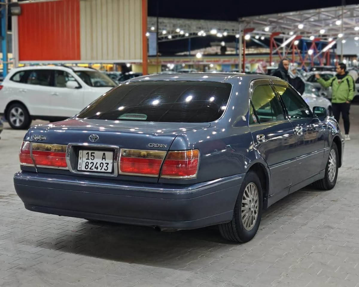 ملكه موديل 2004 مكفوله من كص بيهه جاملغ  امامي ضربه وبيها جاملغ خلفي سنويه ل ٣٠ ابو سنويه نجف وسيارة موجوده نجف كير مكينه تبريد حداديه خير من الله السعر 110 وبيها مجال *********** مكان السياره نجف النجف, العراق
