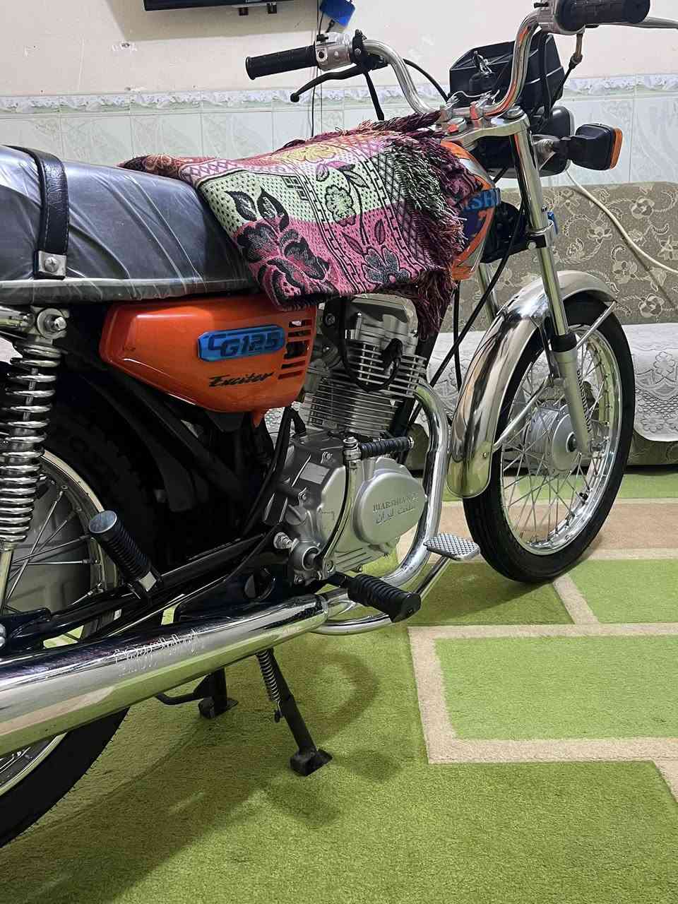 السلام عليكم 
4 كير موديل 25 
كفاله عامه 
مكاني مسيب 
600 وبيهه مجال مستعجل ع بيعتهه
***********
