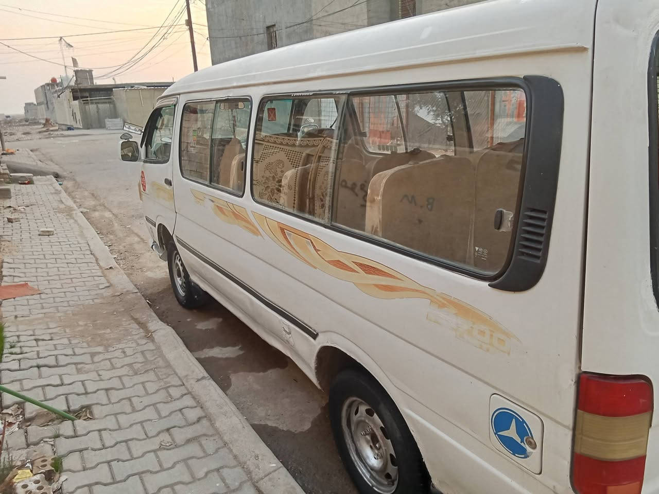 سلام عليكم فتون لبيع موديل 2009رقم نكليزي ديالى بسمي للبيع سعر45ورقه تحويل ثانيوم  مكاني بغداد الحسينيه ***********
