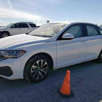 جيتا فولكسواكن 2022  موديل22 se ماشيه 93km فقط باب 2 مبدلات اصليه بدون...