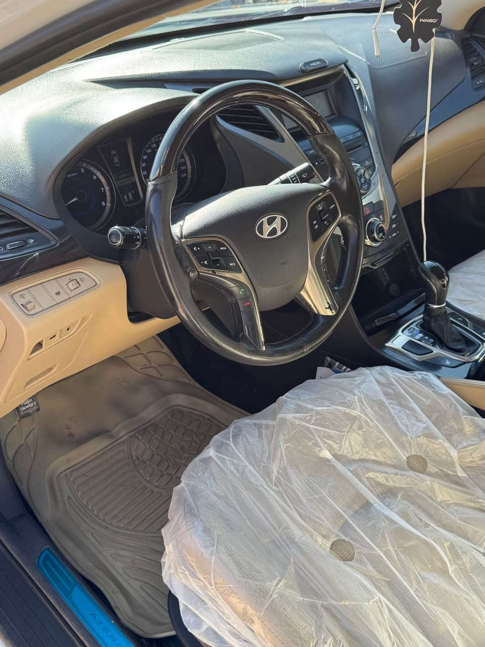 السلام عليكم 
هونداي ازيرا موديل 2014 
كفاله عامه 
مكينه وكير بشرط مكفول 
*********** البصره البصرة, العراق
