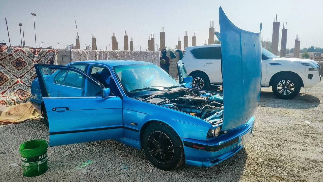 بي ام 525 محرك مفتوح كير اوتو سنويه 28 جام اربعا كهرباي
عل قفل يصعد كشنين كهرباي فتحا طكتين 
حداديه نص عمر محرك بي بخار السعر 30 وبيه مجال مكاني تجف ‏
‪0783 271 8387‬‏
