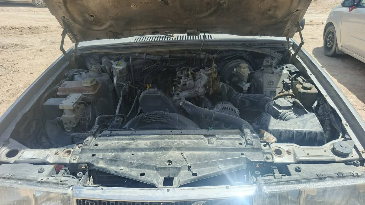 فولفو مدير, 92
حجم 940
مكينه وكير البلاد
رقم مثنى سنويه ماصاقطه
تبريد شغال 
كشن جلد جام كهربائيي 
مشروع وطني راعيه بل نجف
***********
