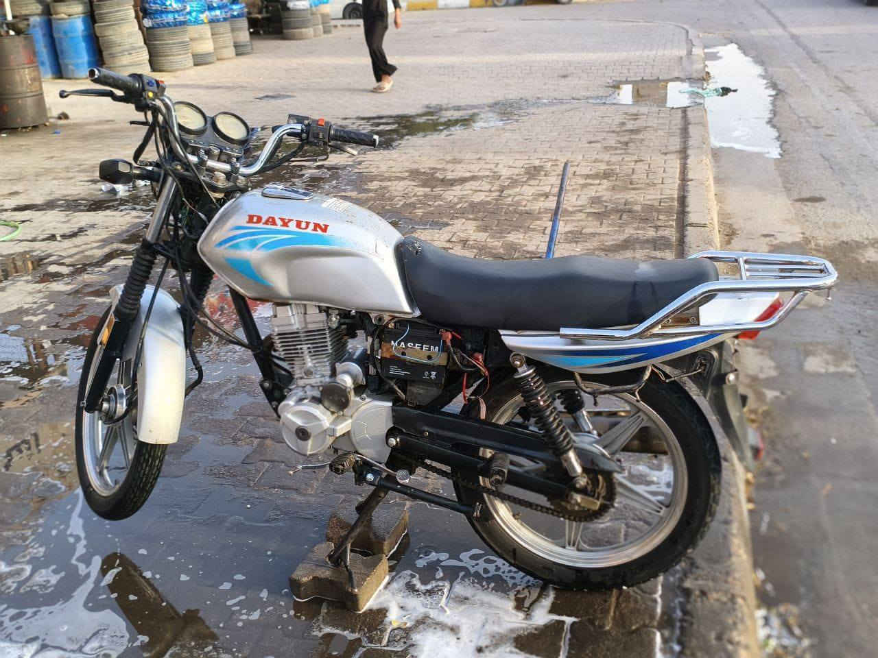 سلام عليكم دراجه دايون عظم مديل 20 طالعه 21 اوراق اوصولي الدراجه عوزه اشويه ترتيب عرضه 850اوبيه مجال بيع مستعجل عنواني كربلاء حي العامل  رقم ***********
