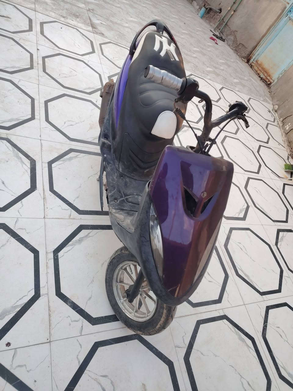 سلام وعليكم دراجه ماكسي عدله  لبيع مفتوحه بس ولفات 375 ***********
