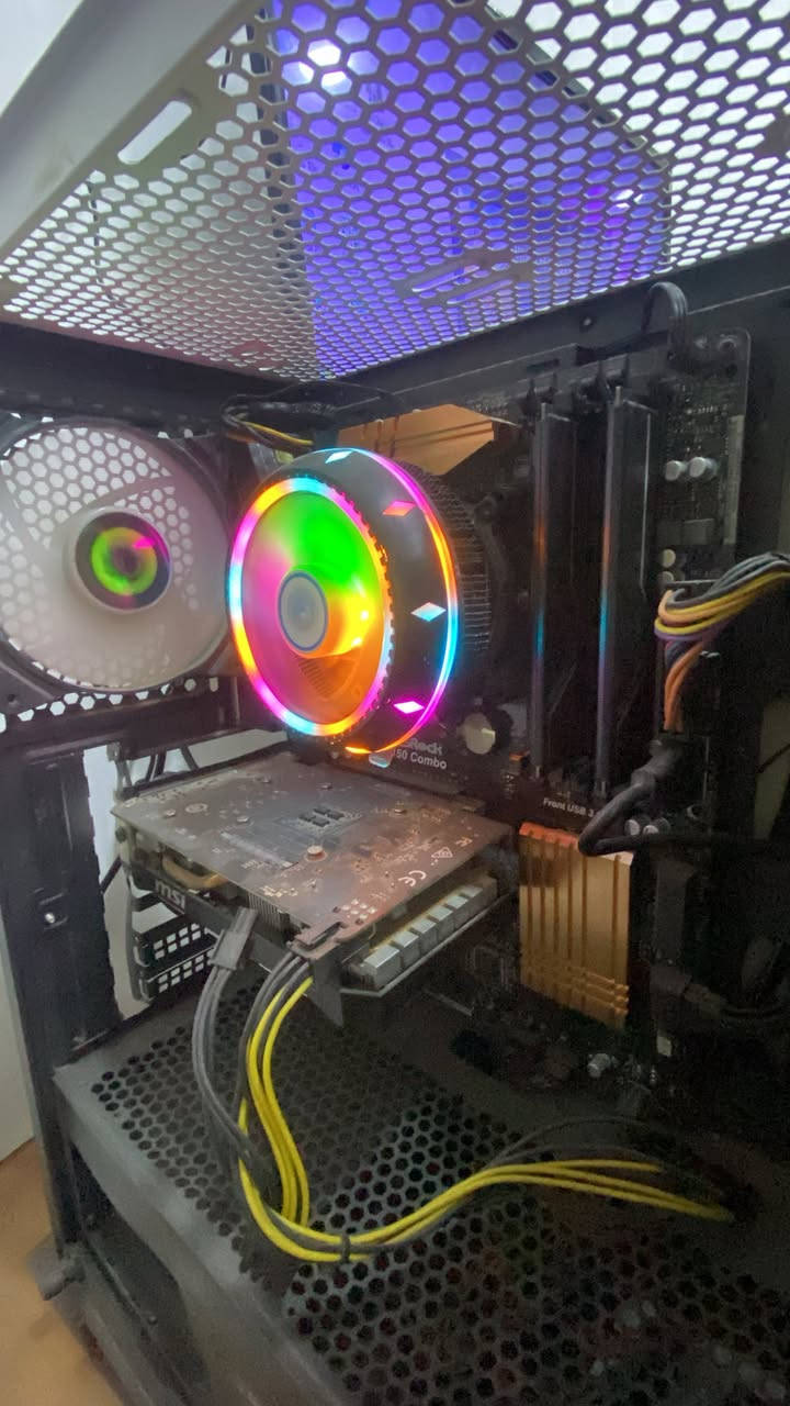 � للبيع Gaming PC 🔥
✅ CPU: Intel Core i5-7500 3.40GHz
✅ RAM: 16GB
✅ GPU: GTX 1650 SUPER 4GB
✅ Storage: SSD 128GB + HDD 500GB

🎮 مناسب للألعاب والدراسة والاستخدام اليومي

💰 السعر: 400,000 دينار
📌 قابل للتفاوض البسيط

🖥️ البيع كيس فقط
⚠️ جامة الكيس مكسورة

📩 للاستفسار


**إذا كنت صاحب هذا الإعلان وتريد حذفه لأي سبب، رجاءا أرسل رسالة إلى الدعم الفني**