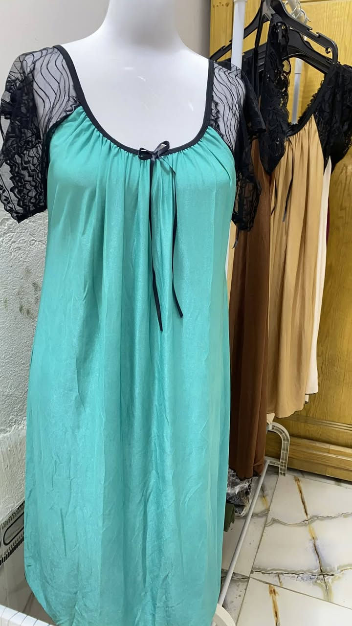 بنات دشداشه قصيره قماش زبده قطع اخيره فري سايز سعر القطعه ٥ فقط لحكو عليهن ❤️‍🔥❤️‍🔥


**إذا كنت صاحب هذا الإعلان وتريد حذفه لأي سبب، رجاءا أرسل رسالة إلى الدعم الفني**