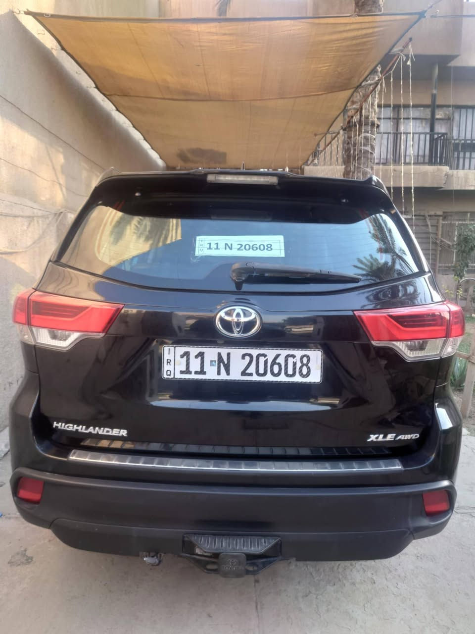 السلام عليكم
تويوتا هايلندر 2018 AWD  XLE  
رقم بغداد باسمي 
ماشية السيارة 82 الف ميل 
فول موصفات 1/1
السياره فور ويل درايف
_ رادار 
_نقطع عمياء 
_مثبت سرعة 
_محرك 6 سلندر 3500 
_فتحة سقف
_جلد 
_كشنات كهرباء 
_كشنات تدفئة 
_بردات ابواب 
_جنطه كهرباء 
_ويل كروم 
_7 راكب 
_كشافات 
_تحكمات مقود 
_شاشة - كامرة 
_بصمة ترحيب  
_ماشية 82 الف ميل 
حادث امريكيا فقط بنيد 
وباب كلير طلع من امريكيا
صور الحادث ناشرها 
السعر 253 ورقة وبيها مجال 

مكان السيارة بغداد الغزالية  

رقم تلفوني ***********
