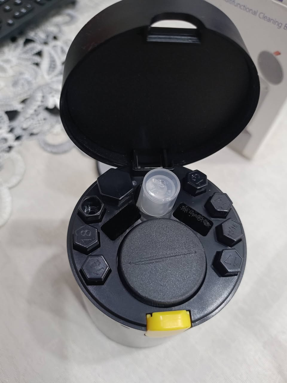 متوفرة مجموعه فرش لتنظيف الادوات الدقيقة الالكترونيات كلوحة المفاتيح والاماكن الضيقه بالتلفون والحاسبات 20 في 1 السعر 10 وتوصيل متوفر لكل محافظات العراق 5 الاف فقط


**إذا كنت صاحب هذا الإعلان وتريد حذفه لأي سبب، رجاءا أرسل رسالة إلى الدعم الفني**