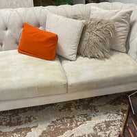 طقم ٦مقاعد • مقاعد بسحاب • اوف وايت