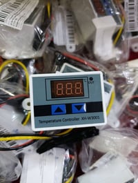 إلكترونيات • ١٢ قطعة