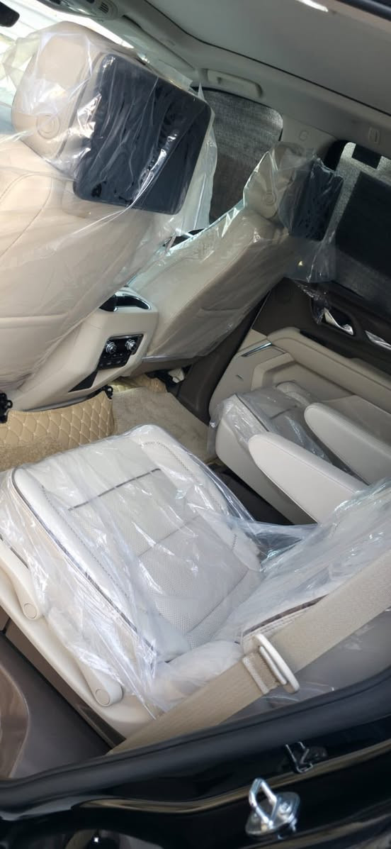 السلام عليكم للبيع فقط
يوكن دانلي ٢٠٢٣ 
خليجي وكالة منصور مكفوله 
مغلقه بي بي اف بلكامل داخل خارج 
ماشيه ٤٢ الف كيلو 
السياره جديده بكل معنى الكلمة 
رقم بغداد بسمي تحويل مباشر 
السعر ٥٩٥٠٠$ 
العنوان . بغداد .  كم ساره 
***********
