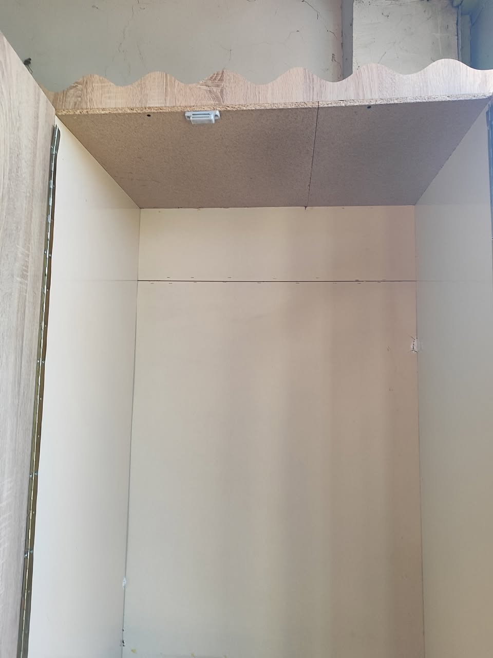 كنتور ويرهم كلاري مستعمل شغل كركوك قطعتين لا شد ولا فتح الخشب تركي ما بي كل عيب نضيف حيل اخو الجديد 
الرقم ***********
