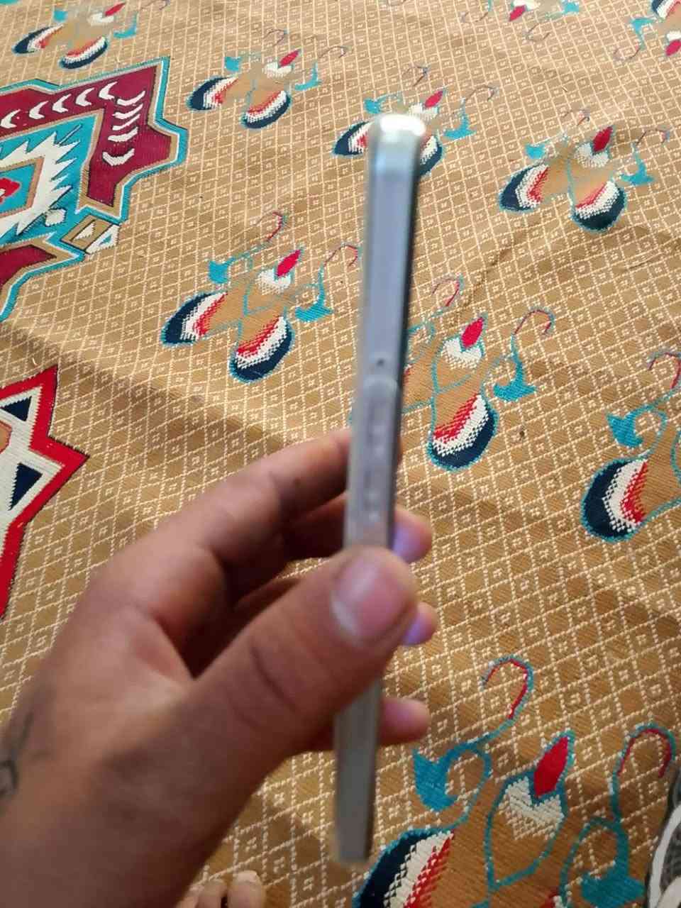 تلفون اللبيع سمه CAMON 40 Pro
والله محتاج او ريد ابيعه مكاني رفاعي سعره خاص 
او هذه رقمي ***********
