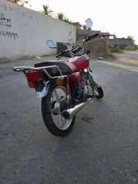 سيفان 2019  ورقة كارتونية وحدة   سلف هندر كهربائيات كلها شغالة  السعر ...