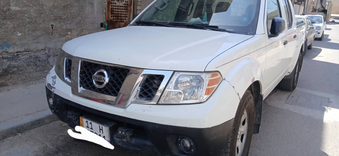 السلام عليكم
نيسان فرونتير مديل 2018 تو ويل محرك 4000سته اسلندر رقمها بغداد انكليزي السنويه الى 2031 هزه جديده مخلصانه نقصها بس صبغ حادثها جاملغ وبنيد 
سياره جاهزه كير محرك تبريد خير من الله مال جناي مكاني بغداد الدوره ***********
