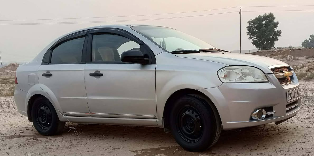 سەلام وعلێکم ئەڤیۆ ٢٠٠٩ 
سەیارەیەکی زۆر جوان خاوێنە سێ دەرگاو جاملغێکی بەس پەمپە بێ دەعم بۆجوانی پێش و پشتی زۆر پاکە سەنەوی هەزەی نوێیە سەنەوی تا مانگی نۆ ٢٠٢٩  نوێیە  بەشەرتی گێر و مەکینە و بەناوکردن  .تکایە پەوەندی بە خاوەنی بکە ‌‌‌‌سعر ٦٧ مەجالێکی کەم
*********** أربيل, العراق
