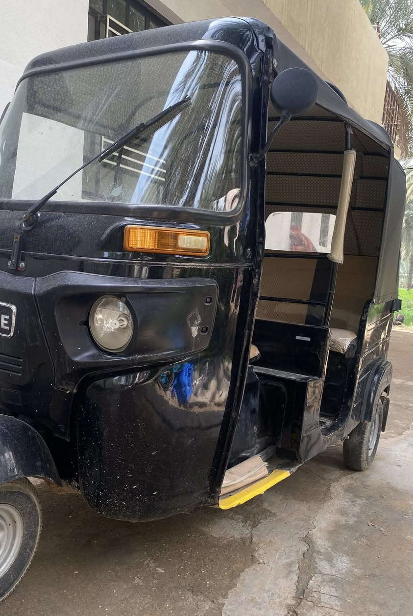 سلام عليكم تكتك ١٨ اوراق مكاني كربلاء 
لاستفسار ***********
