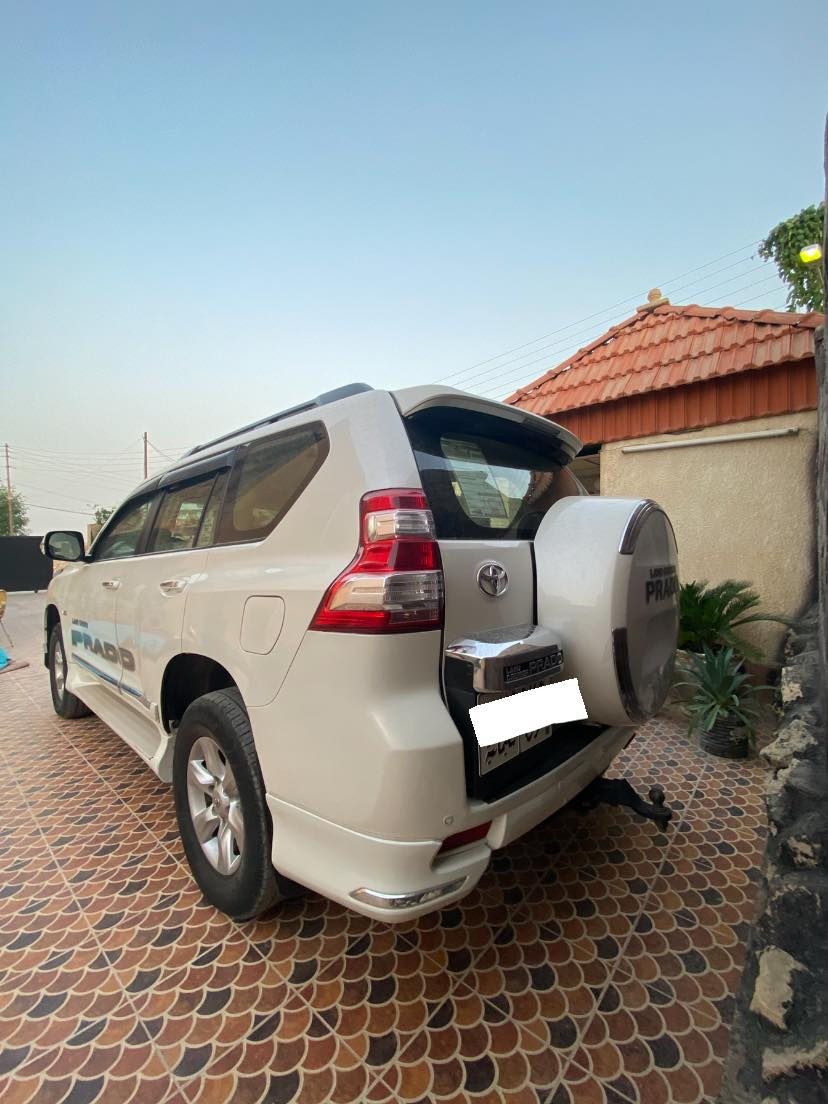 السلام عليكم
للبيع سياره برادو
موديل2012
6سلندر
7راكب 
مري شفط 
أشاير مري 
حساس خلفي 
تحكم ستيرن 
مثبت سرعه 
ثلاجه صغيره 
بصمه ابواب
 بصمه تشغيل
ترحيب عند الاقتراب
3خانات تبريد
رقم سليمانيه تحويل مباشر 
محدثه  فقط دعاميه اماميه وكفاله عامه السياره مال بيت ما متعوبه  اي أستفسار اتصل على الرقم
***********
