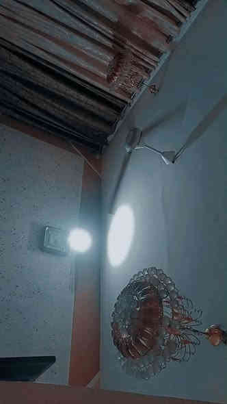 السلام عليكم عندي ديوان للبيع في منطقه بغداد والتفاصيل على الرقم ***********
