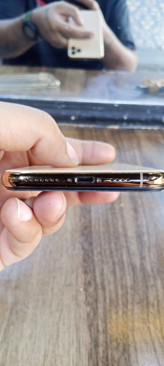 ايفون 11برو ماكس جهاز كلش نضيف فيس ايدي شغال بطاريه 81ذاكره 256جهاز فقط مبدل شاشه مال تفصيخ شحن يخبل ميصرف مكاني بابل 
السعر ب 330الف وبي مجال


**إذا كنت صاحب هذا الإعلان وتريد حذفه لأي سبب، رجاءا أرسل رسالة إلى الدعم الفني**