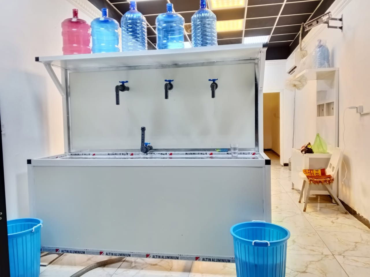 السلام عليكم محطه مياه ام 1000 بالساعه جديده استخدام 15 يوم فقط كامله في بغداد حي جامعه السعر خاص ***********
