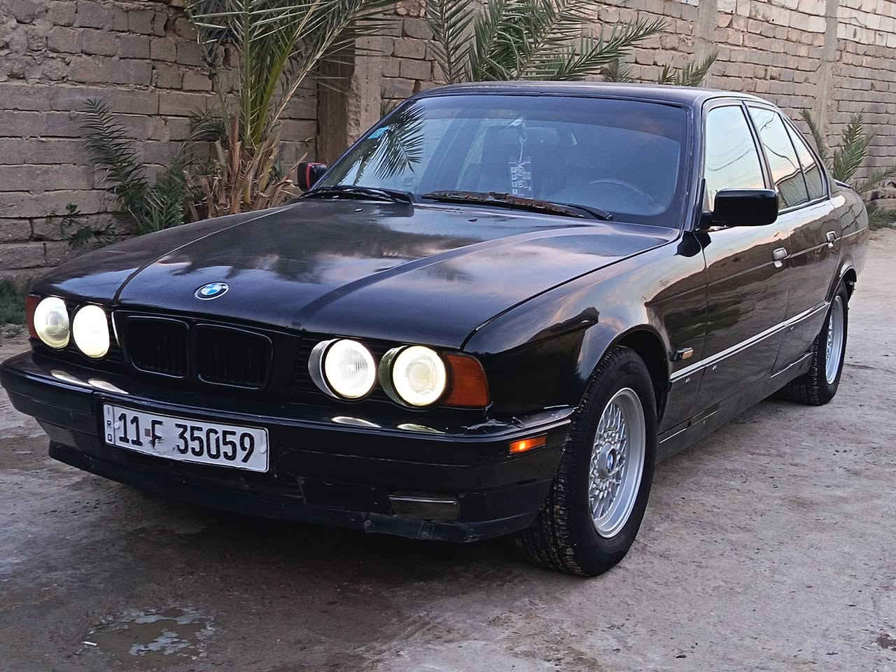 السلام عليكم
بي أم دبليو 525 أصل بليته وسنويه

مسكر كير عادي تك فانوس

كشنات جلد m

فتحه سقف سنتر لوك

جام كهرباء الاماميات

مكينه وكير خير من الله

دعاميته موجوده

بيه نواقص

مكاني ناصريه

خاص مفتوح

السعر 48
مراوس ستيشن 500
***********
