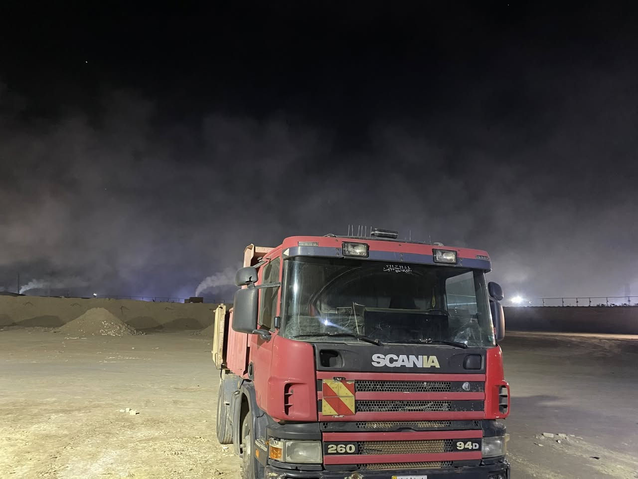 السلام عليكم سكانيا للبيع بومة  2003
بم و مودل DS المكينة
رقم ذي قار بسمي 
***********
