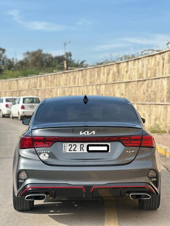 جي تي . جديدة

🚗 كيا فورتي GT موديل 2023
سيارة رياضية بحالة ممتازة ومواصفات كاملة
🔹 المحرك: 1600 تيربو قوي واقتصادي
🔹 الكير: أوتوماتيك 7 سرعات (DCT)
🔹 شاشة كبيرة أصلية
🔹 شفتات تبديل سرعات بالستيرن
🔹 كاميرا خلفية
🔹 رادار أمامي وخلفي
🔹 نقطة عمياء
🔹 أوتو هولد (توقف ذاتي)
🔹 هاند بريك إلكتروني (زر)
✨ مواصفات إضافية:
ويلات 18 سبورت
دبل كزوز حقيقي
سبايدر أصلي بالجنطة
تشغيل بصمة 
تشغيل عن بعد 
شحن موبايل لاسلكي سريع
تبريد منفصل (مناخين) + تبريد خلفي
مقاعد جلد ومخمل أصلية
ضرر السياره باب واحد 
مكان السياره الموصل الأيسر
التصال ***********
السياره مال جناي كلش نضيفه وجديده كلها وضع شركه ماشيه ٣٢ميل رقم أربيل تحويل ثاني يوم
