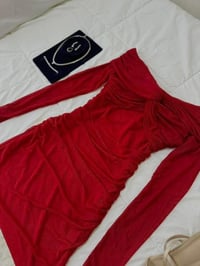 فستان عيد الحب • مقاس ميديم/سمول • لبسته ساعتين