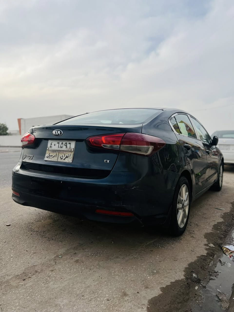 سيراتو للبيع مديل ٢٠١٧ خليجي مكينه ٢٠٠٠ دوش كير ومكينه مكفولات حداديه ( ٨٠ ) بالميه حلوه تبريد ثلج  بيه اربع قطع صبغ بدون داخل بدون ضربه قويه  بيه جراد السياره مبين بالصور عليه غرامه   ٦ ورقات ينزل من سعره غرامته بالعراق باربيل ماعليه اي غرامه مكانه نجف كوفة  
سعره 112 وبيه مجال قليل 
***********
