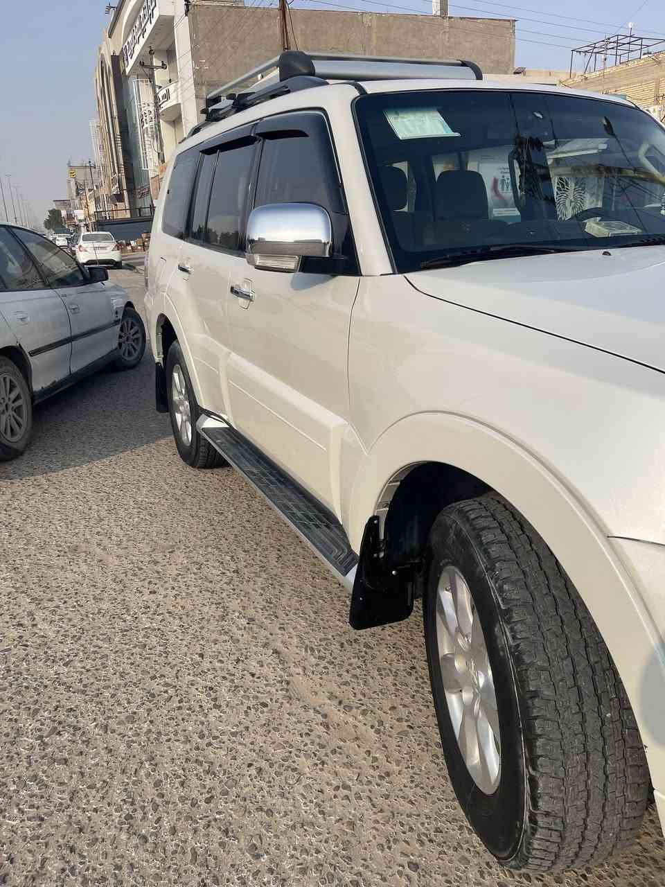 سلام عليكم 🫡 
باجيرو مديل ٢٠١٤ حنتور رقم انكليزي 
ابسمنه امداور ثاني يوم 
سياره كفاله عامه محرك ٦سلندر 
السعر ١٨٥ او بيه مجال
الرقم ٠٧٨١ ٣١١ ٤٢١٢
مرخصه صاحب الكروب
