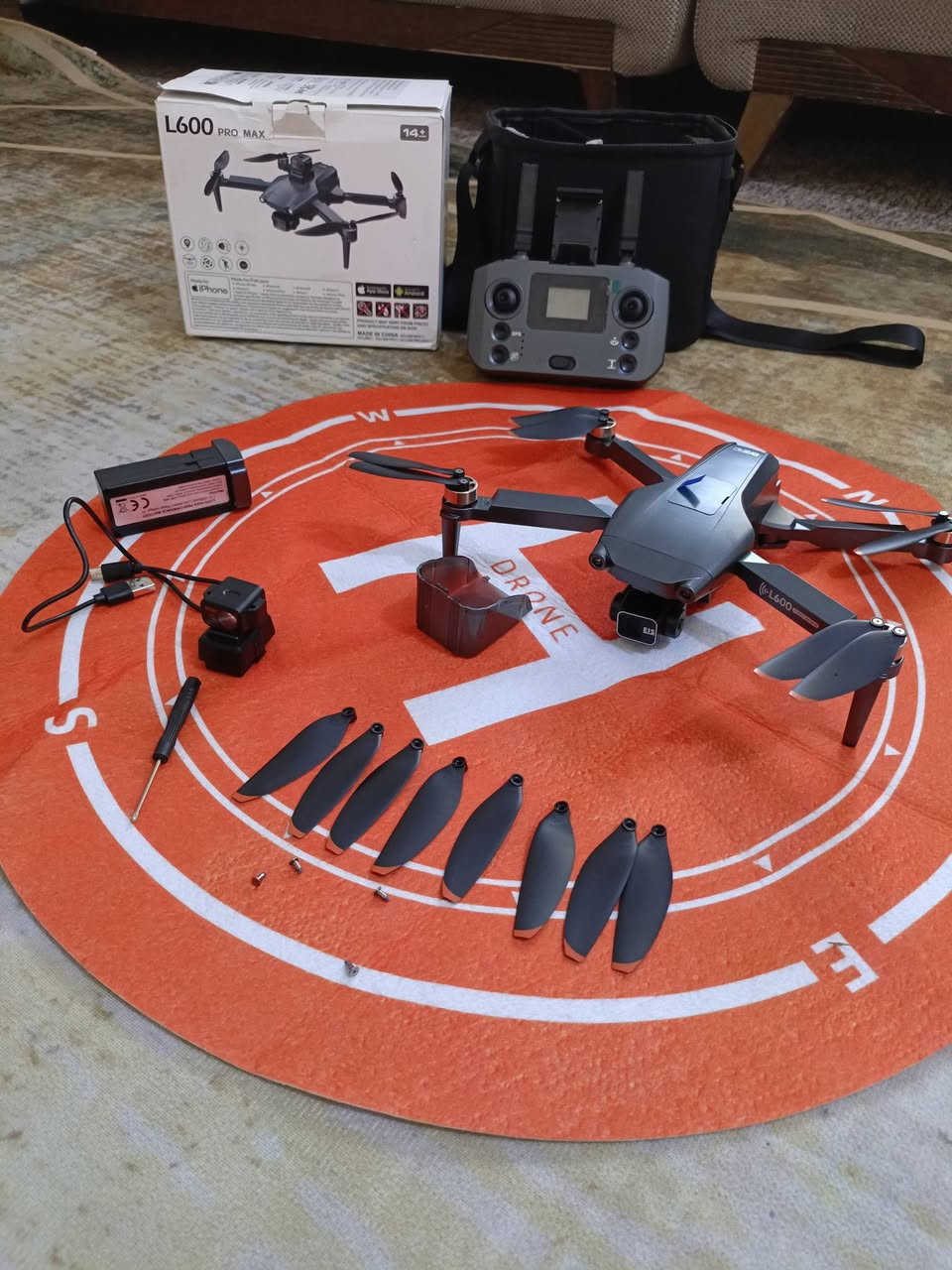 درون ال 600 برو ماكس جديد لك غير مستخدم امازون شرط سعر 125


**إذا كنت صاحب هذا الإعلان وتريد حذفه لأي سبب، رجاءا أرسل رسالة إلى الدعم الفني**