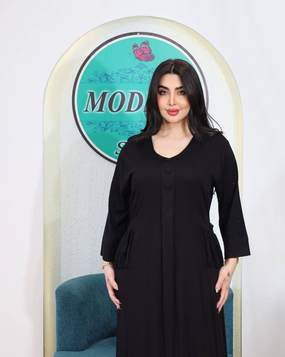 "أناقة تليق بعِظَم المصاب.. تشكيلة محرم الجديدة تجمع بين سواد الحزن، ورقي التصميم."
اخر قطع باقي وينفذون 💥 
الخامة كشمير كابوي مطاط سواد فاحم 💥 والكل حيسالج ع السواد
توصيل سريع متوفر ✅ 
─────────────────
الحجز دايركت 📩
او رقم الواتس ***********
─────────────────
أسعار التوصيل....

. داخل الكوت 2,000
. اقضيه ونواحي 4,000
. بغداد وجميع المحافظات 5,000
─────────────────
