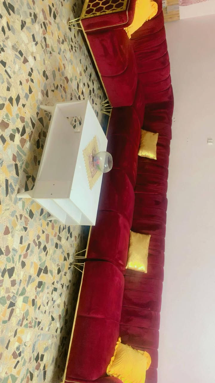 ديوان للبيع  نضيف جداً مابي اي ضرررر سعرة 500بي مجال  المكان الدورة شارع 60.


**إذا كنت صاحب هذا الإعلان وتريد حذفه لأي سبب، رجاءا أرسل رسالة إلى الدعم الفني**