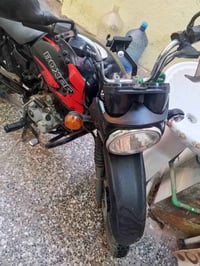 دراجه بوكسر موديل 22 رقم وسنويه بغداد رقم عربي دراجه نضيفه يرادلهه شوي...