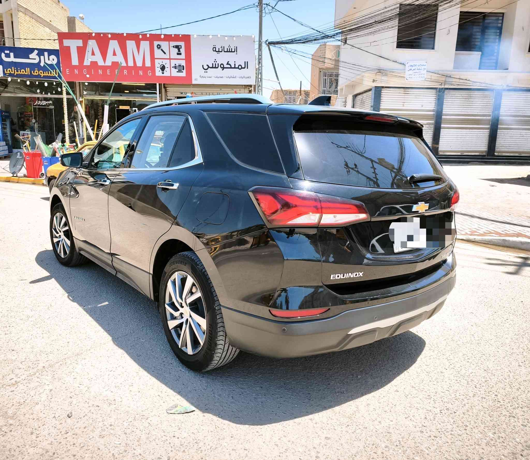 🚘 للبيع شفروليه كوينكس Premier AWD موديل 2022 🚘
⭐ أعلى فئة (فل أوبشن) ⭐
🎨 اللون: أسود

✅ محرك 1500 تيربو اقتصادي وقوي
✅ دفع رباعي AWD
✅ تشغيل بصمة وستارت
✅ دخول ذكي بدون مفتاح
✅ تشغيل عن بعد (Remote Start)
✅ كاميرات محيطية 360 درجة
✅ حساسات أمامية وخلفية
✅ رادار أمامي
✅ مثبت سرعة ذكي
✅ نظام المحافظة على المسار
✅ تحذير مغادرة المسار
✅ تنبيه الاصطدام الأمامي
✅ فرملة طوارئ أوتوماتيكية
✅ تنبيه النقطة العمياء
✅ تنبيه حركة المرور الخلفية
✅ فتحة سقف
✅ مقاعد جلد فاخرة
✅ تبريد وتسخين للمقاعد الأمامية
✅ تحكم كهربائي بالمقاعد
✅ شاشة كبيرة مع Apple CarPlay و Android Auto
✅ شاحن لاسلكي للموبايل
✅ شاشة معلومات ملونة بالعداد
✅ باب خلفي كهربائي
✅ مرايا كهربائية مع تدفئة
✅ إنارة LED كاملة
✅ جنوط رياضية أصلية
✅ نظام مراقبة ضغط الإطارات
✅ وسائد هوائية متعددة وأنظمة أمان متكاملة
تبريد قطعتين 
رقم كربلاء 

📌 حالة السيارة:
وارد امريكي 
🔹 سيارة نظيفة جداً واستعمال بيت 

سيارة فل مواصفات جاهزة للفحص بأي مكان وللجادين فقط.

📞 للاستفسار والمشاهدة التواصل على الخاص أو الهاتف.
***********
