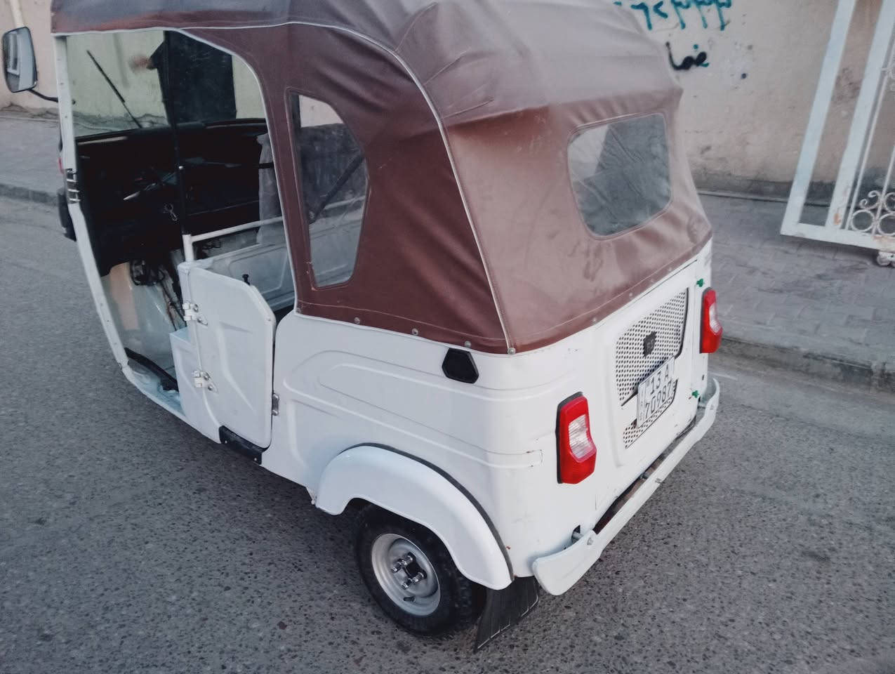 سلام عليكم شباب تكتك 21 مرقمه مرتبه سعره 7 250 وبيه مجال ***********
