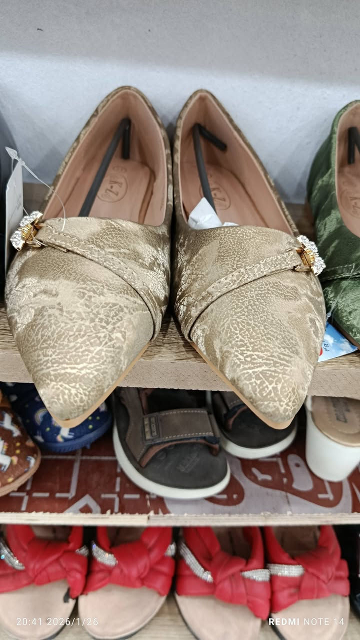 مجمع محمد) 
تخفيضات اليوم 
سعر القطعه 6الف 🔥🔥
((((العنوان الزبيديه حي العسكري قرب مجمع بيت فاخر))))


**إذا كنت صاحب هذا الإعلان وتريد حذفه لأي سبب، رجاءا أرسل رسالة إلى الدعم الفني**