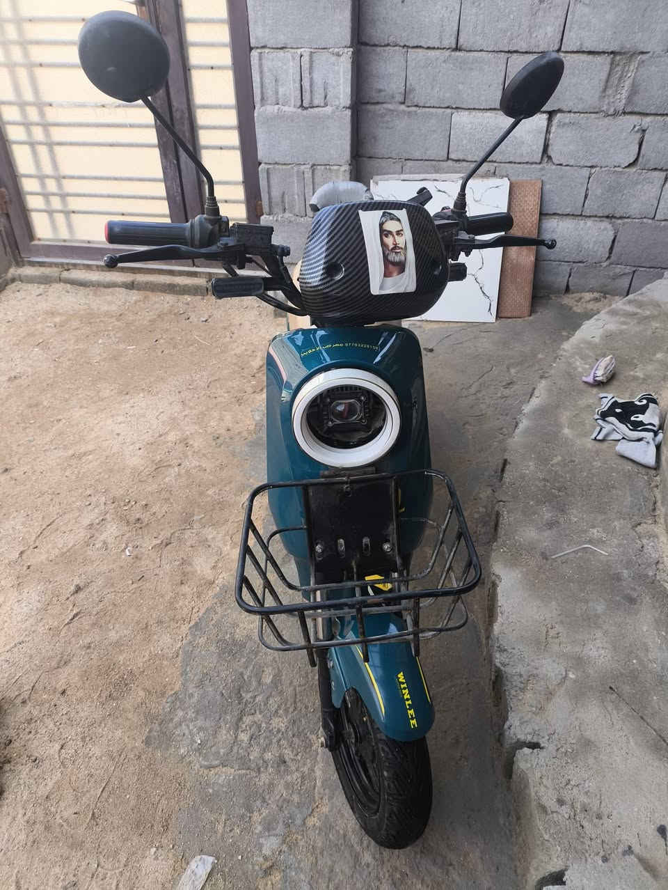 دراجه شحن البيع سعر 400وبيها مجال مستخدمه مو حوالي ***********
