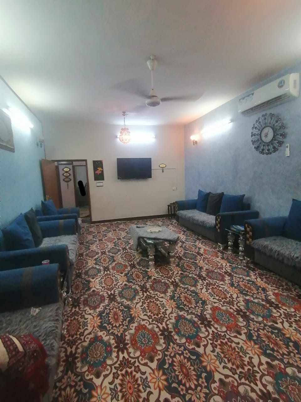 يالله بيت في بغداد منطقه الراشديه
جنس العقاري سند ٢٥

بيت مساحتة 287 بي 4 غرف واستقبال مطبخ طرمه وحديقة صغيرة وصحيات

سعر مناسب جدان 225بيه مجال الاستفسار تصال على رقم ***********

قريب علئ ناحيه للراشدية
