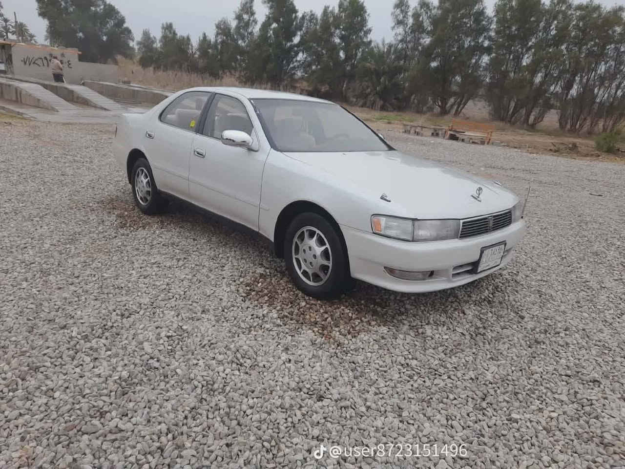 كرسته البيع موديل ٩٣السياره مكفوله من الصبغ والضربه شرط مكينه ونجي السياره رقم جديد سنويه جديده الاستفسار على هاذا الرقم  ***********العنوان ديالى شهربان
