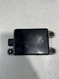 للبيع رادار أمامي كيا ستينجر ١٧٥$  رقم تليفونى ٠٧٥٠١٩٩٤٨٤٨كورك ٠٧٨٠١٩٩...