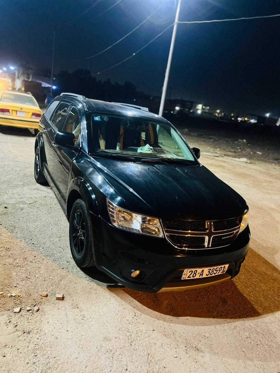 سلام عليكم دوج جورني موديل 20 سياره جديده حادث جاملغ الأيمن بل بنيد رقم نجف بأسامينه السعر 140 وبيه مجال رقم الهاتف ***********
