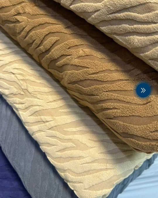 القماش الاصلي وخامه ممتازه
 هيه سوالف من صوره
جديد غلاف تخم قنفات تركي 
تلبيسة تخم ليكرا 
جاكار مقدف 
خامة ثقيل درجة اولى 
المحتويات 10 قطع ( نظام تركي ) 

قنفات ثلاثية عدد 2
قنفات ثنائية عدد 1
قنفات احادية عدد 2
وجوه كوشات عدد 5

توصيل كافه محافظات 
الاستفسار مراسله الصفحه


**إذا كنت صاحب هذا الإعلان وتريد حذفه لأي سبب، رجاءا أرسل رسالة إلى الدعم الفني**