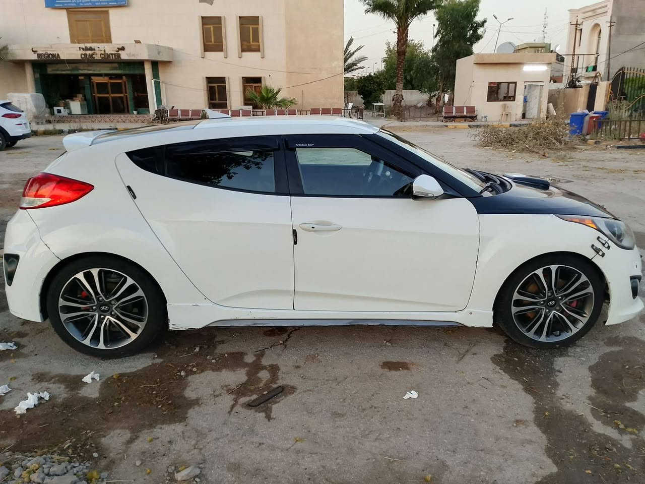 السلام عليكم
هونداي فولستر 2016
محرك 1600 GDi تيربو
السياره فول من عده الفتحه السونار مرفق ويه الصور
رقم بغداد  بأسمي 
مكان السياره بابل 
السعر 90وبيهه مجال 
***********
