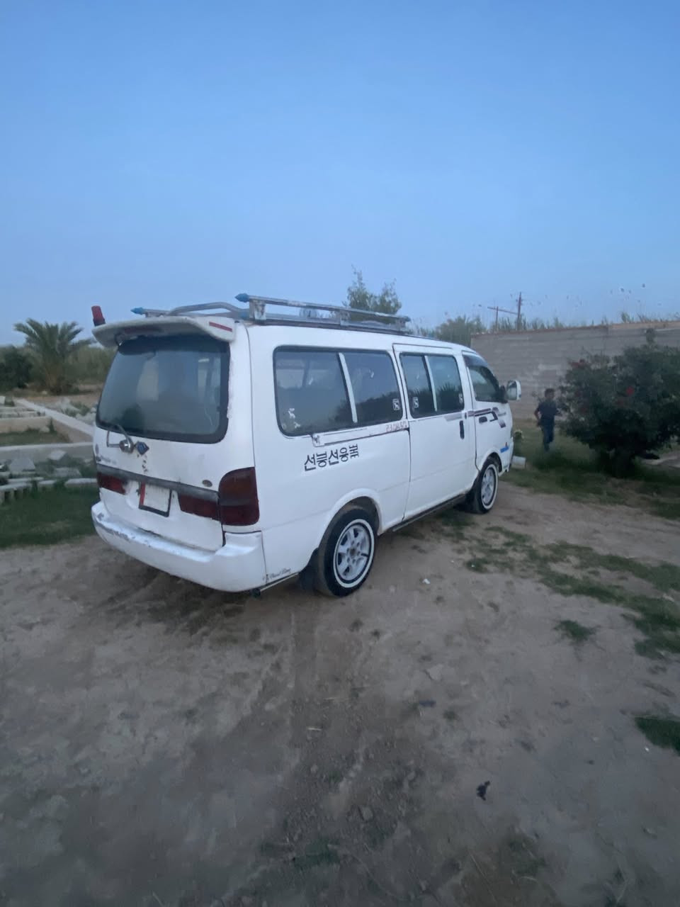 سلام عليكم ورحمة الله وبركاته بريجو موديل ٩٧ مكفولة تريك وين مجان سيارة جهزة كبل الشارع سعر ٥٥ وبهةًمجال تصل علة رقم الهاتف ***********
